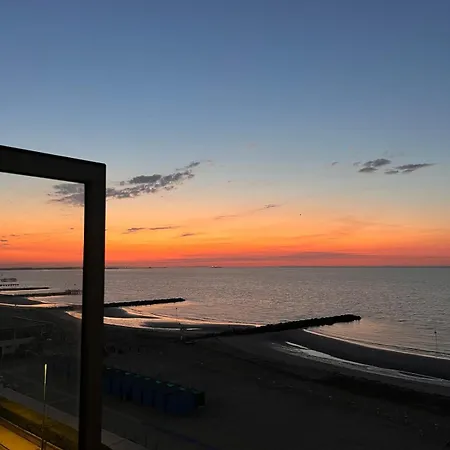 Apartmán Beachfront With Terrace, Lido, Venice Benátky – Lido